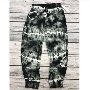 Young, Fabulous, & Broke Tie Die Joggers